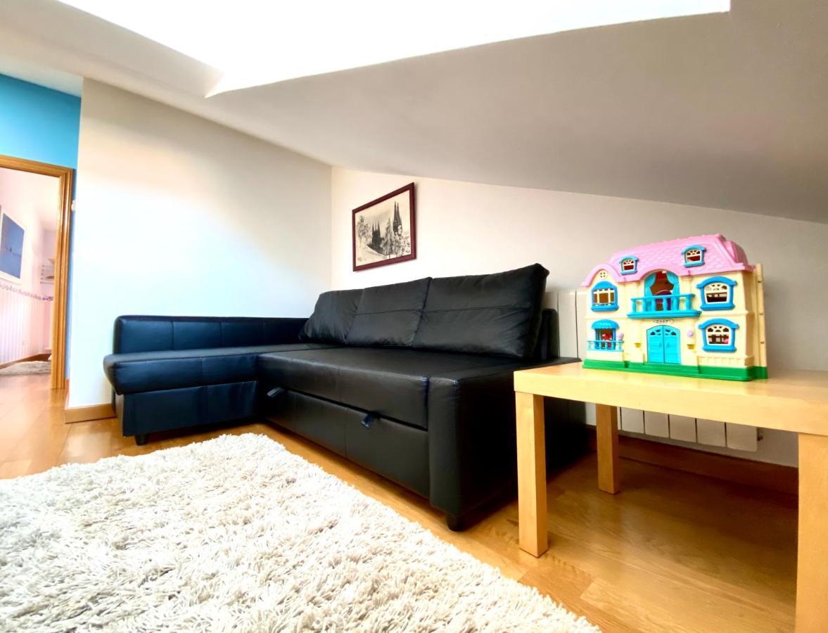 Apartamento Turistico Plaza Mayor Burgos Bagian luar foto