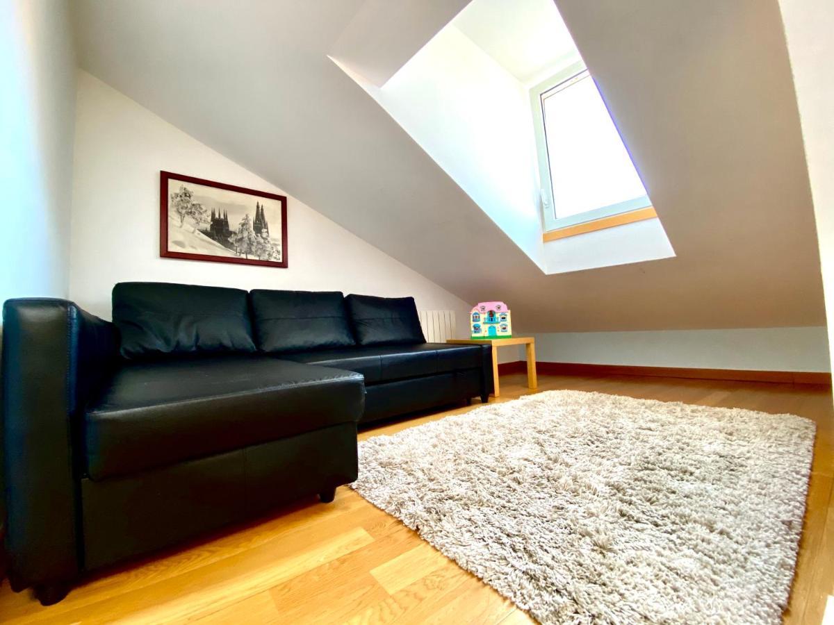 Apartamento Turistico Plaza Mayor Burgos Bagian luar foto