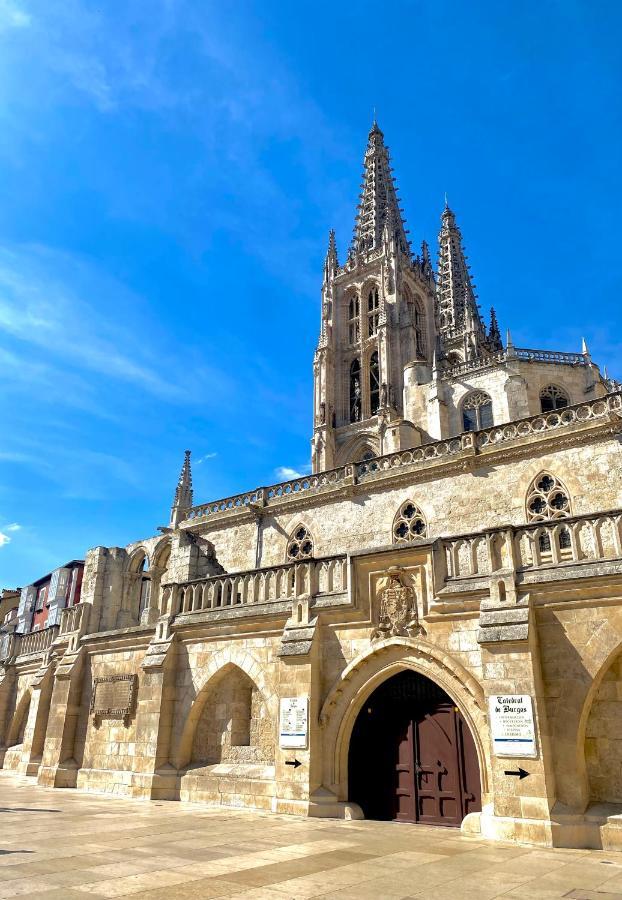 Apartamento Turistico Plaza Mayor Burgos Bagian luar foto
