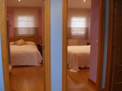Apartamento Turistico Plaza Mayor Burgos Bagian luar foto